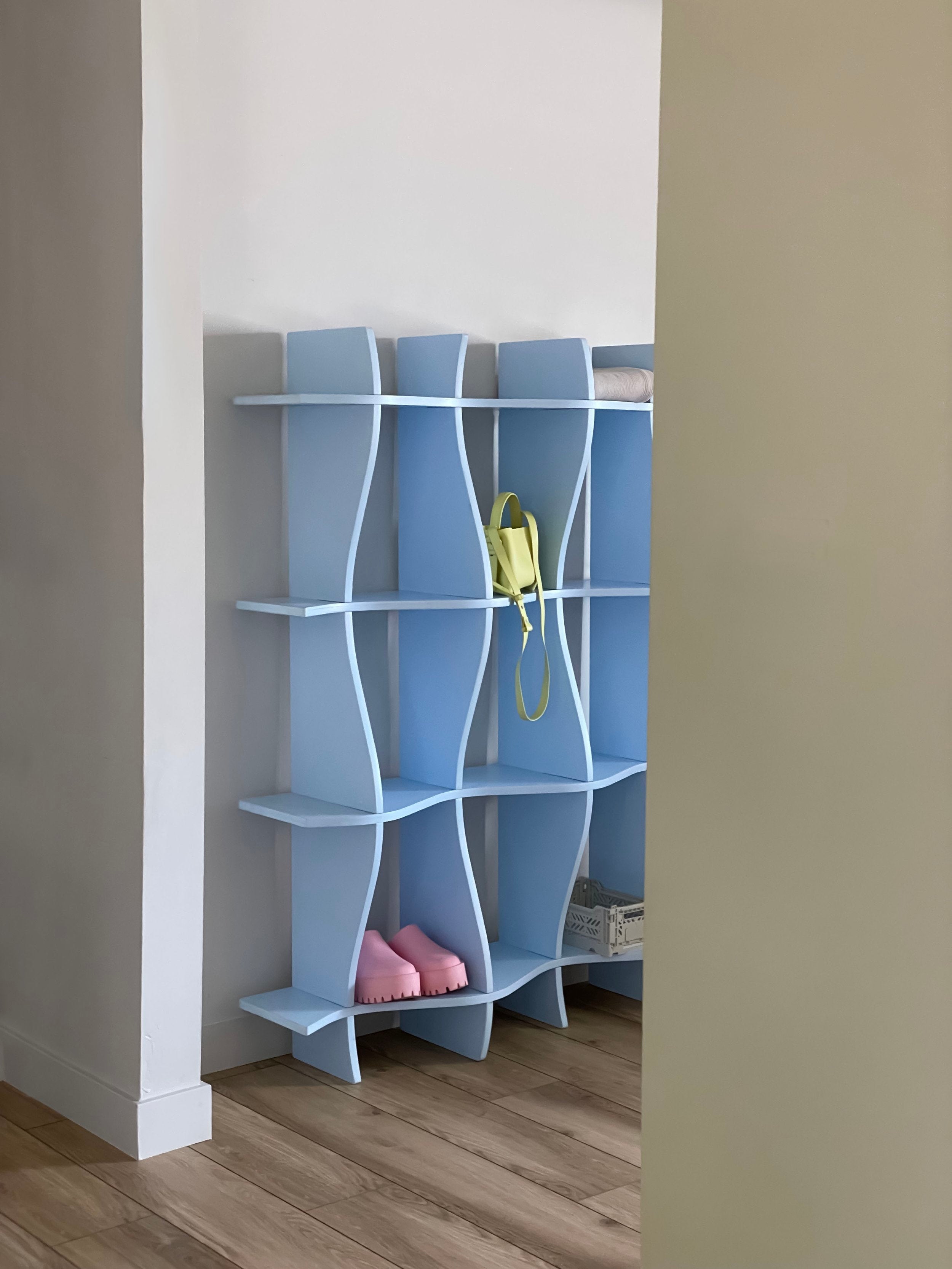 Hyperbolik Shelf - Milk Blue – Okej