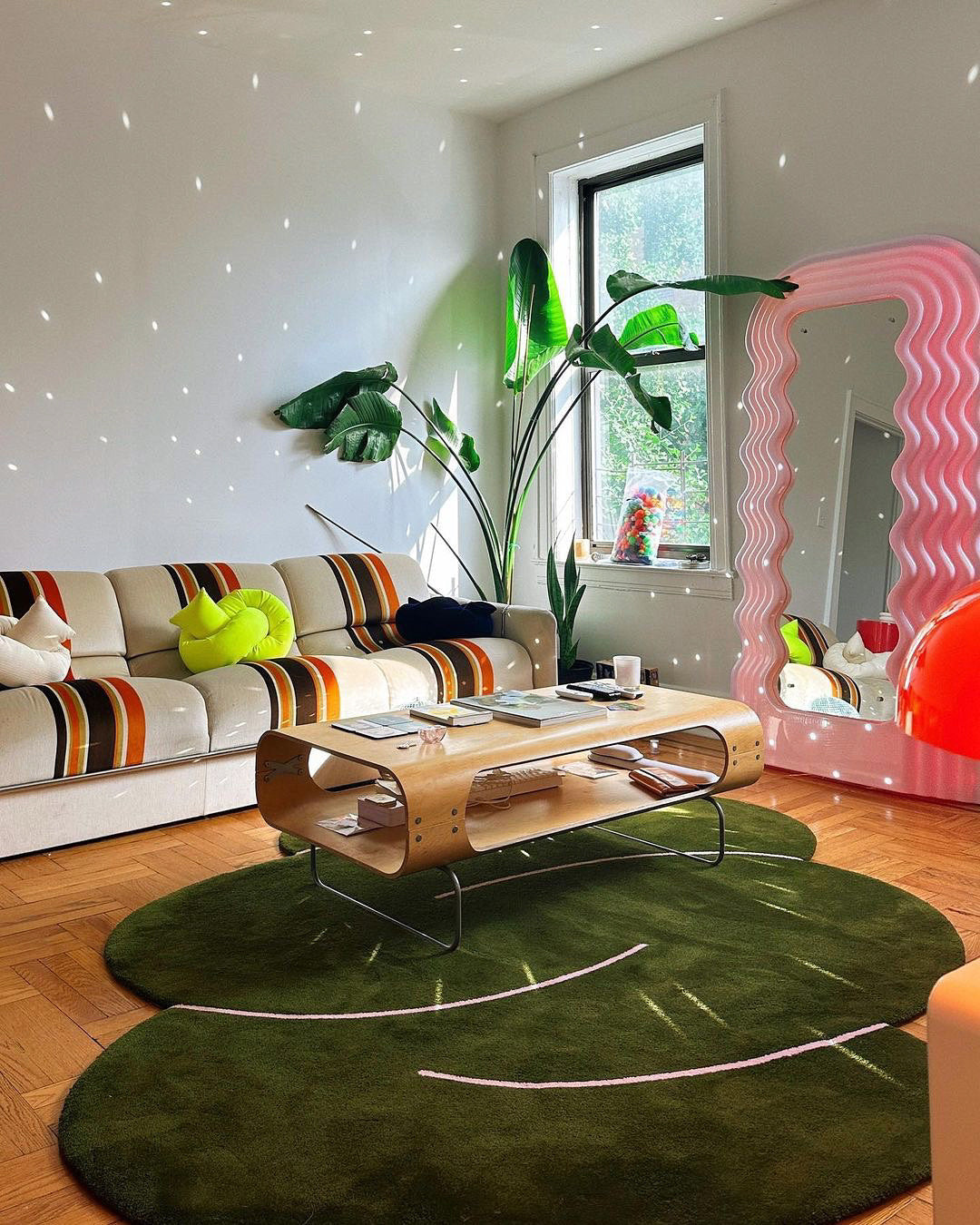 Moss Green Squiggle Rug – Okej